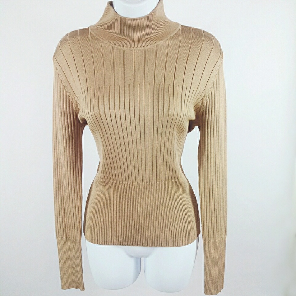 Classiques Entier silk cream colored M sweater